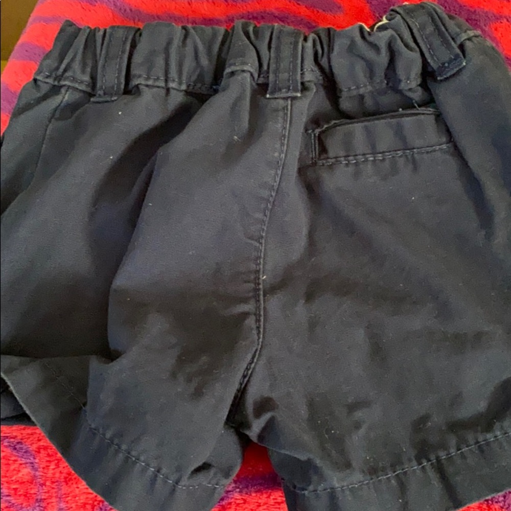 Shorts - Picture 4 of 5